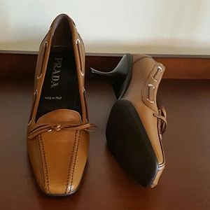 Prada Pumps